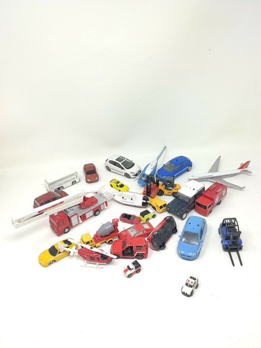Vintage majorette lot cars - lot,